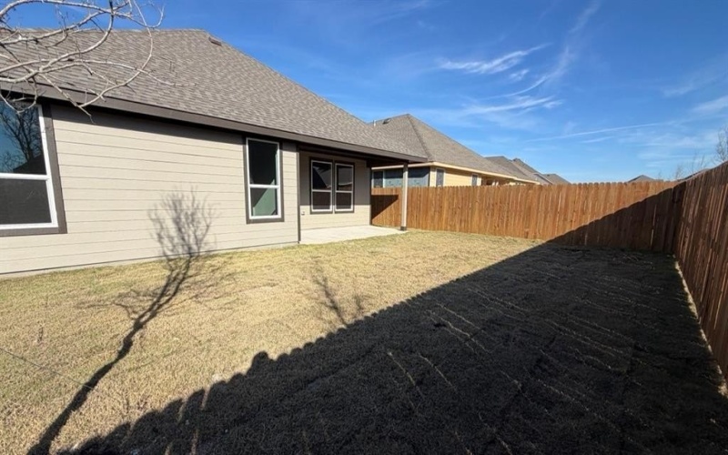 10869 BLOODSTONE Drive, Fort Worth, TX 76036, 4 Bedrooms Bedrooms, ,2 BathroomsBathrooms,Residential,For Sale,10869 BLOODSTONE Drive,0,21113272