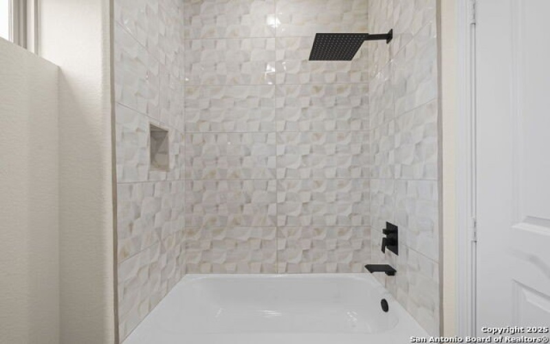 104 HIDDEN PATH, Floresville, TX 78114, 3 Habitaciones Habitaciones , ,2 BañosBaños,Residential,En Venta,104 HIDDEN PATH,0,1859867