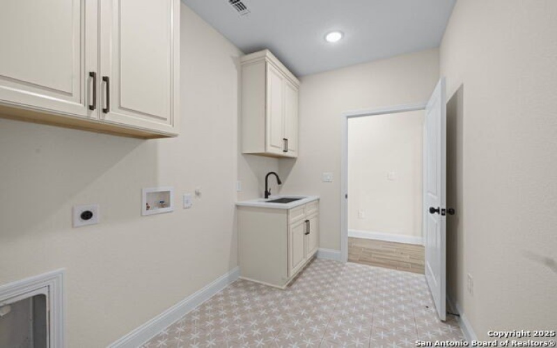 104 HIDDEN PATH, Floresville, TX 78114, 3 Habitaciones Habitaciones , ,2 BañosBaños,Residential,En Venta,104 HIDDEN PATH,0,1859867