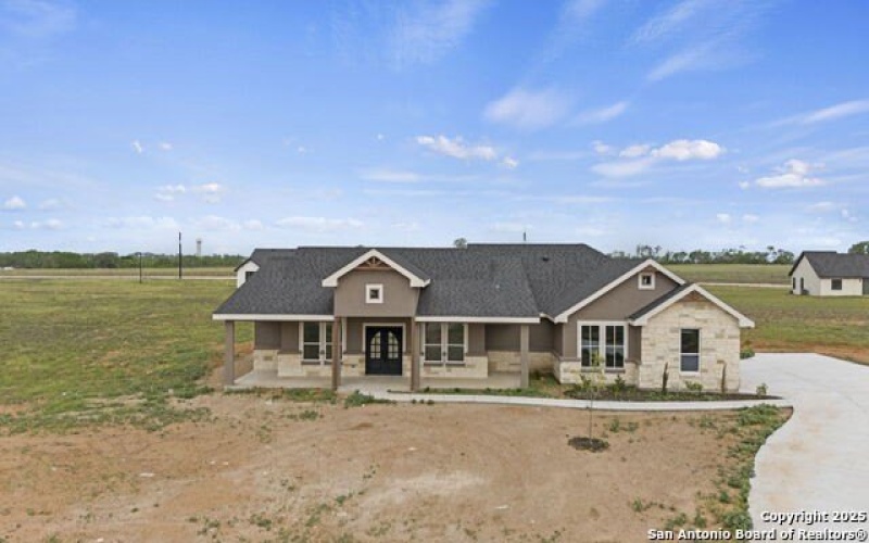 104 HIDDEN PATH, Floresville, TX 78114, 3 Habitaciones Habitaciones , ,2 BañosBaños,Residential,En Venta,104 HIDDEN PATH,0,1859867