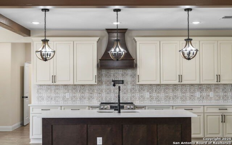 104 HIDDEN PATH, Floresville, TX 78114, 3 Habitaciones Habitaciones , ,2 BañosBaños,Residential,En Venta,104 HIDDEN PATH,0,1859867