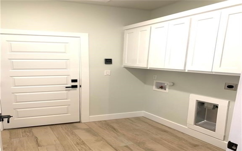 2814 HELD Drive, Corpus Christi, TX 78418, 4 Bedrooms Bedrooms, ,2 BathroomsBathrooms,Residential,For Sale,2814 HELD Drive,0,467874