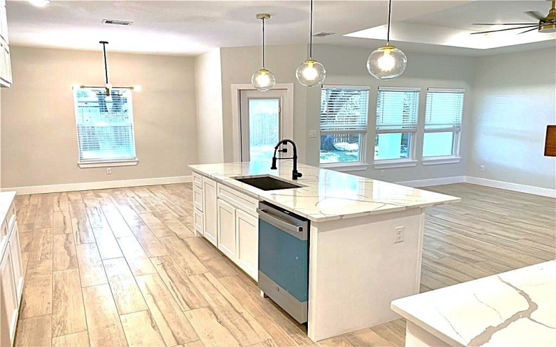 2814 HELD Drive, Corpus Christi, TX 78418, 4 Bedrooms Bedrooms, ,2 BathroomsBathrooms,Residential,For Sale,2814 HELD Drive,0,467874