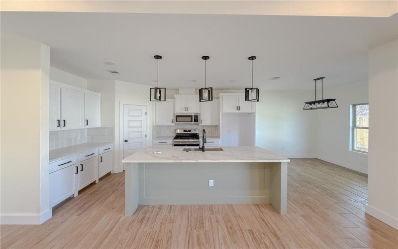 2761 Camargo, Corpus Christi, TX 78415, 3 Bedrooms Bedrooms, ,Residential,For Sale,2761 Camargo,0,467875