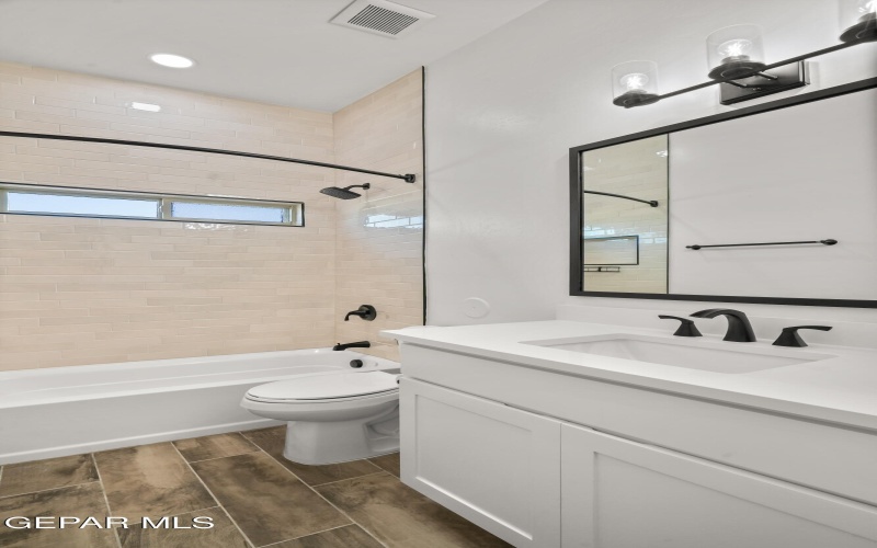 1803 Kelsey Davis Avenue, El Paso, TX 79928, 3 Habitaciones Habitaciones , ,2 BañosBaños,Residential,En Venta,1803 Kelsey Davis Avenue,0,933822