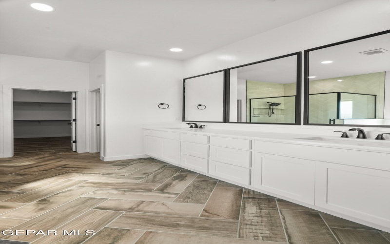 1806 Schyler Love Lane, El Paso, TX 79928, 3 Habitaciones Habitaciones , ,2 BañosBaños,Residential,En Venta,1806 Schyler Love Lane,0,933831