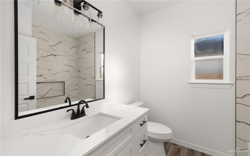 6108 N Rayo Del Sol Street, Edinburg, TX 78542, 3 Bedrooms Bedrooms, ,2 BathroomsBathrooms,Residential,For Sale,6108 N Rayo Del Sol Street,0,487125