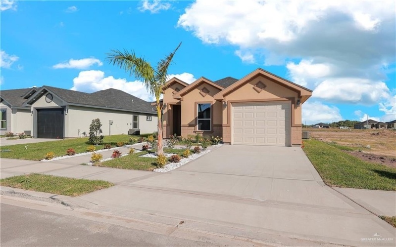 5812 N Playa Del Sol Street, Edinburg, TX 78542, 3 Bedrooms Bedrooms, ,2 BathroomsBathrooms,Residential,For Sale,5812 N Playa Del Sol Street,0,487176