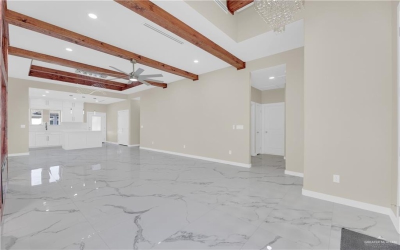 5812 N Playa Del Sol Street, Edinburg, TX 78542, 3 Bedrooms Bedrooms, ,2 BathroomsBathrooms,Residential,For Sale,5812 N Playa Del Sol Street,0,487176