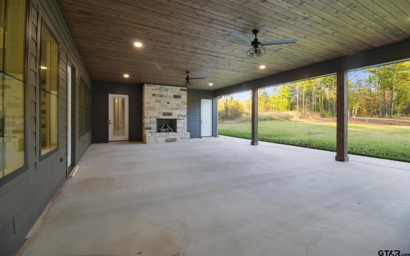 800 Stone Chimney Rd, Bullard, TX 75757, 5 Habitaciones Habitaciones , ,5 BañosBaños,Residential,En Venta,800 Stone Chimney Rd,0,25016735