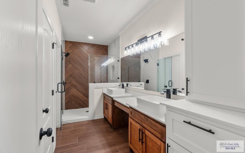 123 MARIGOLD RD, LOS FRESNOS, TX 78566, 3 Bedrooms Bedrooms, ,2 BathroomsBathrooms,Residential,For Sale,123 MARIGOLD RD,0,29770050