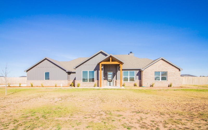 2110 County Rd 7820, Lubbock, TX 79423, 4 Bedrooms Bedrooms, ,2 BathroomsBathrooms,Residential,For Sale,2110 County Rd 7820,0,202563156
