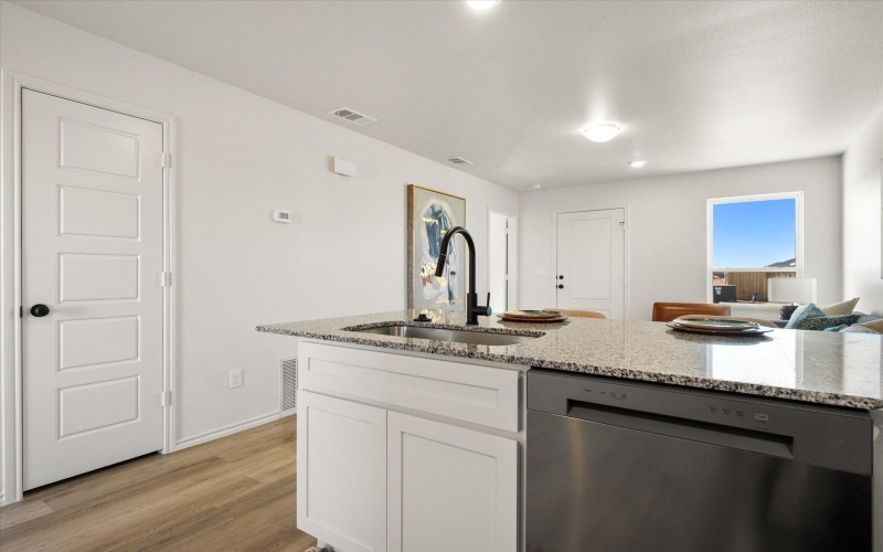 2405 Eureka Avenue, Lubbock, TX 79407, 2 Habitaciones Habitaciones , ,2 BañosBaños,Residential,En Venta,2405 Eureka Avenue,0,202563162