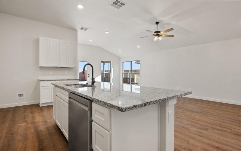 2607 Garland Avenue, Lubbock, TX 79407, 4 Bedrooms Bedrooms, ,2 BathroomsBathrooms,Residential,For Sale,2607 Garland Avenue,0,202563165