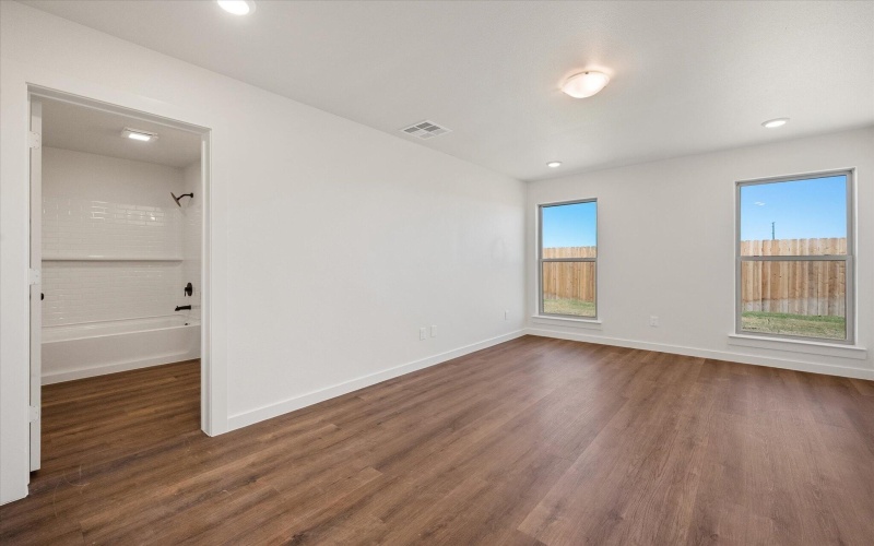 2607 Garland Avenue, Lubbock, TX 79407, 4 Bedrooms Bedrooms, ,2 BathroomsBathrooms,Residential,For Sale,2607 Garland Avenue,0,202563165