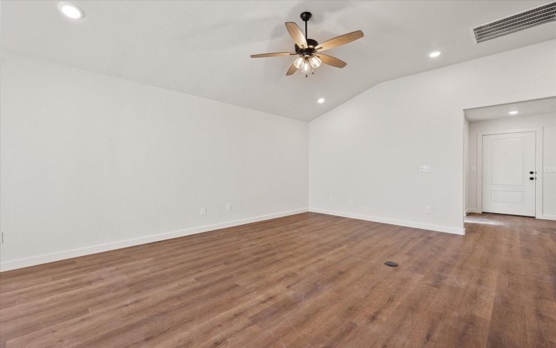 2607 Garland Avenue, Lubbock, TX 79407, 4 Bedrooms Bedrooms, ,2 BathroomsBathrooms,Residential,For Sale,2607 Garland Avenue,0,202563165