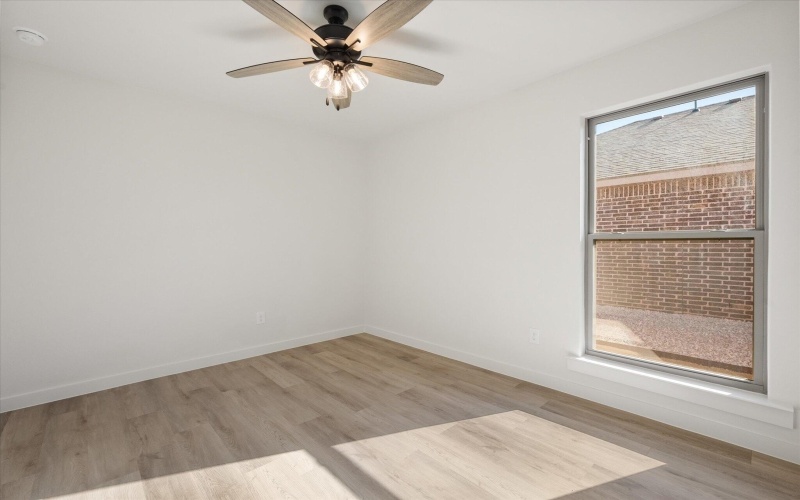 1311 N Chicago Avenue, Lubbock, TX 79416, 3 Bedrooms Bedrooms, ,2 BathroomsBathrooms,Residential,For Sale,1311 N Chicago Avenue,0,202563175