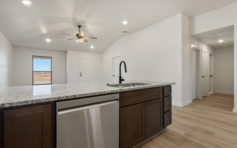 1311 N Chicago Avenue, Lubbock, TX 79416, 3 Bedrooms Bedrooms, ,2 BathroomsBathrooms,Residential,For Sale,1311 N Chicago Avenue,0,202563175