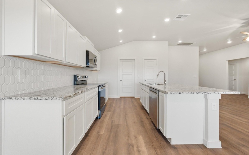 1313 N Chicago Avenue, Lubbock, TX 79416, 3 Bedrooms Bedrooms, ,2 BathroomsBathrooms,Residential,For Sale,1313 N Chicago Avenue,0,202563176