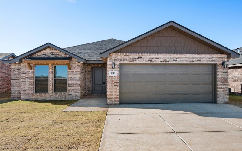 1313 N Chicago Avenue, Lubbock, TX 79416, 3 Bedrooms Bedrooms, ,2 BathroomsBathrooms,Residential,For Sale,1313 N Chicago Avenue,0,202563176