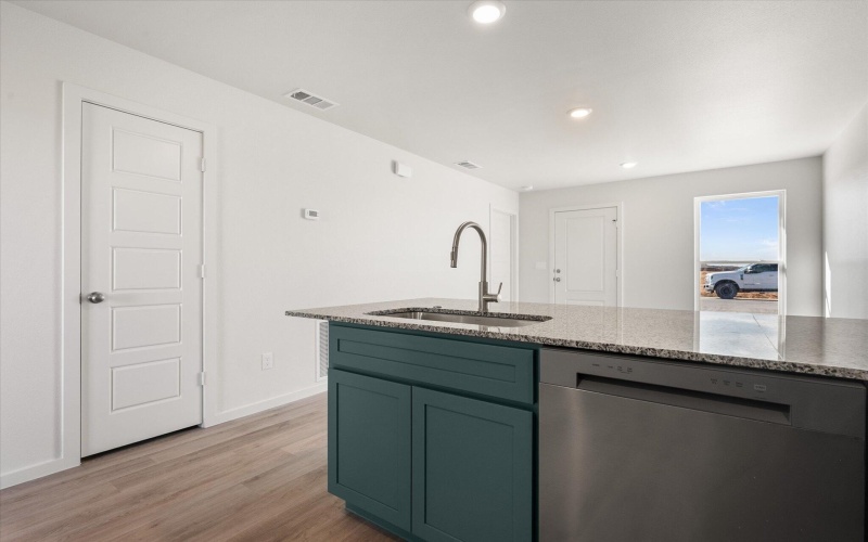 2507 Eureka Avenue, Lubbock, TX 79407, 2 Habitaciones Habitaciones , ,2 BañosBaños,Residential,En Venta,2507 Eureka Avenue,0,202563185