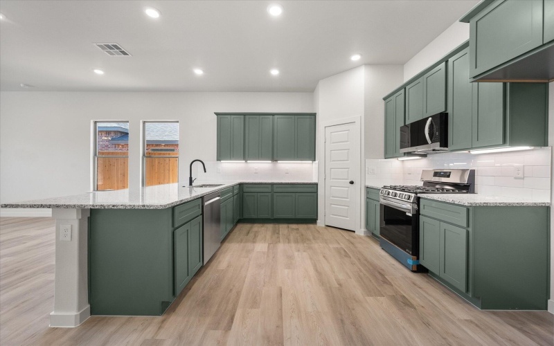 7005 56th Street, Lubbock, TX 79407, 3 Habitaciones Habitaciones , ,2 BañosBaños,Residential,En Venta,7005 56th Street,0,202563188