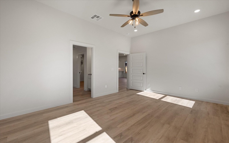 7003 56th Street, Lubbock, TX 79407, 3 Bedrooms Bedrooms, ,2 BathroomsBathrooms,Residential,For Sale,7003 56th Street,0,202563189