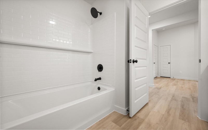 7003 56th Street, Lubbock, TX 79407, 3 Bedrooms Bedrooms, ,2 BathroomsBathrooms,Residential,For Sale,7003 56th Street,0,202563189