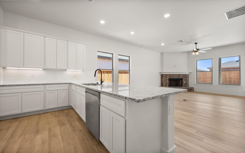 7003 56th Street, Lubbock, TX 79407, 3 Bedrooms Bedrooms, ,2 BathroomsBathrooms,Residential,For Sale,7003 56th Street,0,202563189