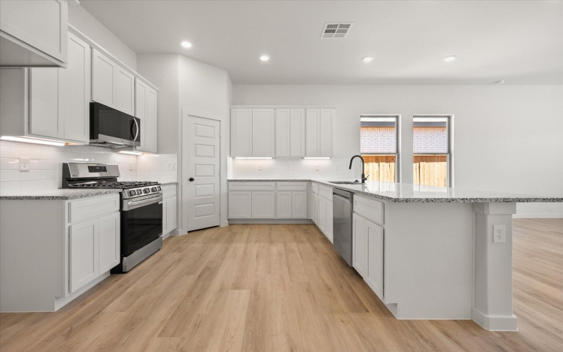 7003 56th Street, Lubbock, TX 79407, 3 Bedrooms Bedrooms, ,2 BathroomsBathrooms,Residential,For Sale,7003 56th Street,0,202563189