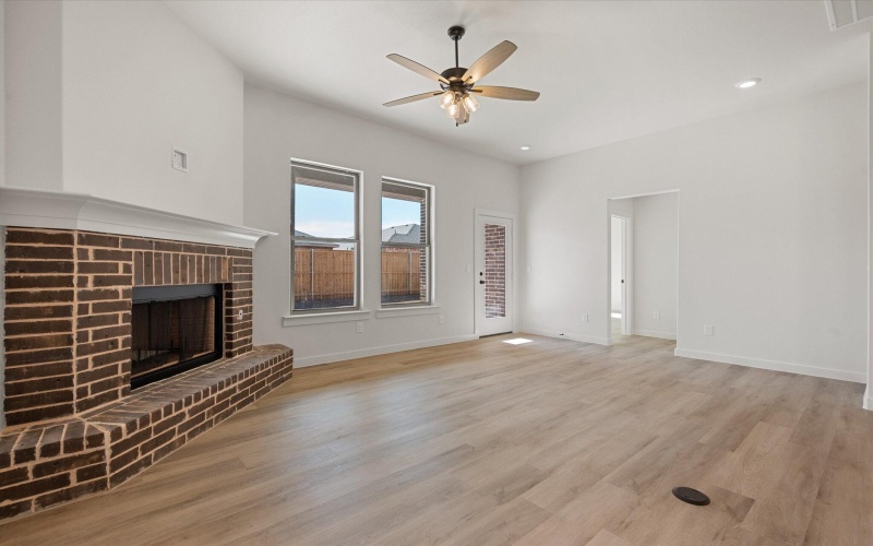 7003 56th Street, Lubbock, TX 79407, 3 Bedrooms Bedrooms, ,2 BathroomsBathrooms,Residential,For Sale,7003 56th Street,0,202563189