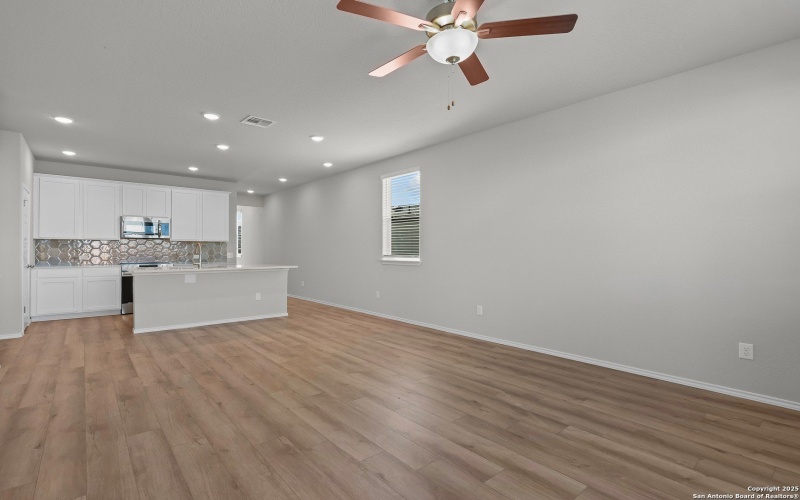 2515 Dry Moss Way, San Antonio, TX 78224, 4 Bedrooms Bedrooms, ,2 BathroomsBathrooms,Residential,For Sale,2515 Dry Moss Way,0,1862048