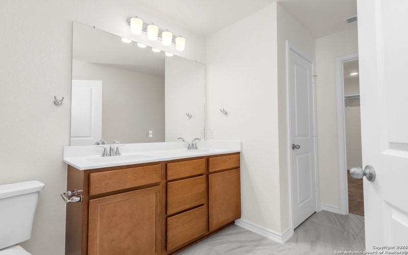 4726 PLAZA CENTER, San Antonio, TX 78222, 3 Habitaciones Habitaciones , ,2 BañosBaños,Residential,En Venta,4726 PLAZA CENTER,0,1923358