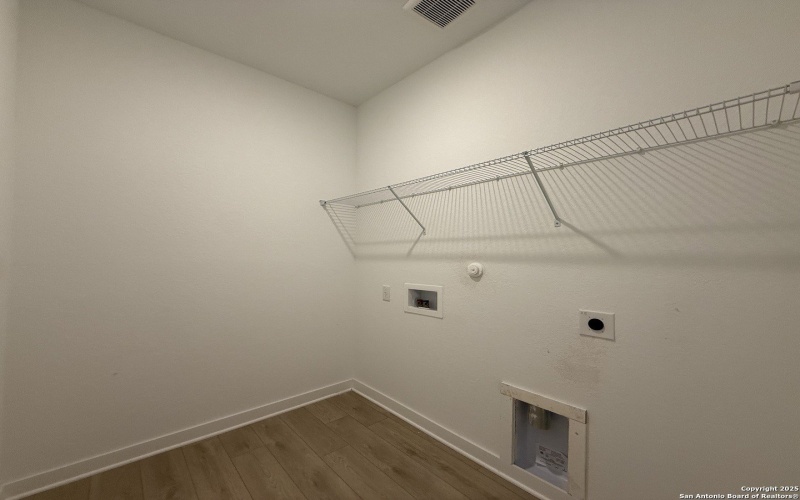 107 Peeps Ct., Adkins, TX 78101, 4 Habitaciones Habitaciones , ,3 BañosBaños,Residential,En Venta,107 Peeps Ct.,0,1923432