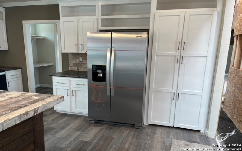 639 COUNTY ROAD 4614, Castroville, TX 78009-6002, 4 Habitaciones Habitaciones , ,2 BañosBaños,Residential,En Venta,639 COUNTY ROAD 4614,0,1923456