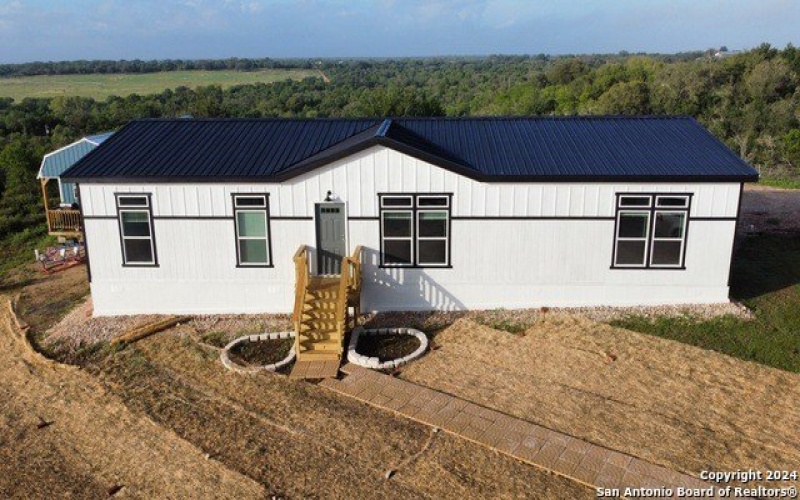 639 COUNTY ROAD 4614, Castroville, TX 78009-6002, 4 Habitaciones Habitaciones , ,2 BañosBaños,Residential,En Venta,639 COUNTY ROAD 4614,0,1923456