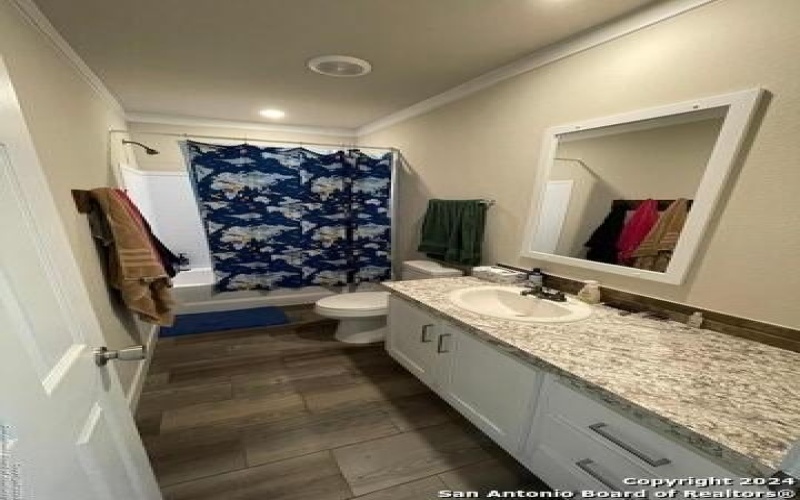 639 COUNTY ROAD 4614, Castroville, TX 78009-6002, 4 Habitaciones Habitaciones , ,2 BañosBaños,Residential,En Venta,639 COUNTY ROAD 4614,0,1923456