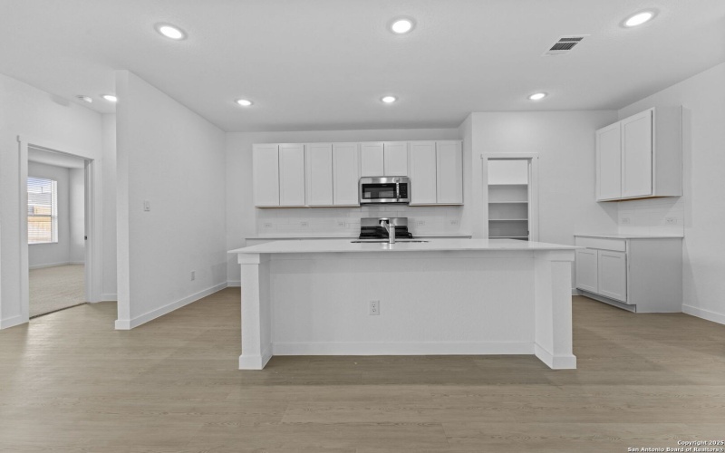 1205 Twisted Creek, New Braunfels, TX 78130, 3 Habitaciones Habitaciones , ,2 BañosBaños,Residential,En Venta,1205 Twisted Creek,0,1923457