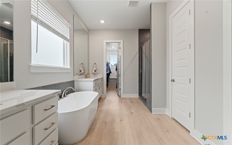 2112 Tobiano Trace, Georgetown, TX 78633, 4 Bedrooms Bedrooms, ,3 BathroomsBathrooms,Residential,For Sale,2112 Tobiano Trace,0,598094