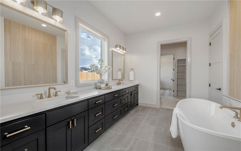 4901 Pearl River Court, College Station, TX 77845, 4 Habitaciones Habitaciones , ,3 BañosBaños,Residential,En Venta,4901 Pearl River Court,0,25012058