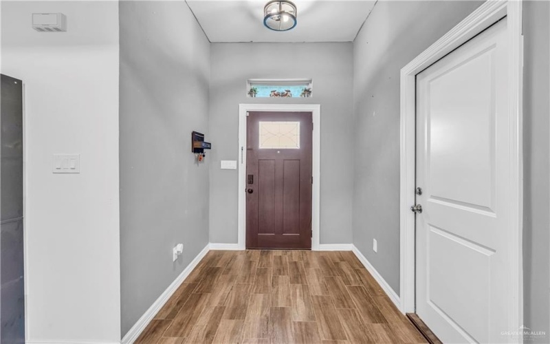 2901 Tree Top Court, Harlingen, TX 78552, 3 Habitaciones Habitaciones , ,2 BañosBaños,Residential,En Venta,2901 Tree Top Court,0,487201