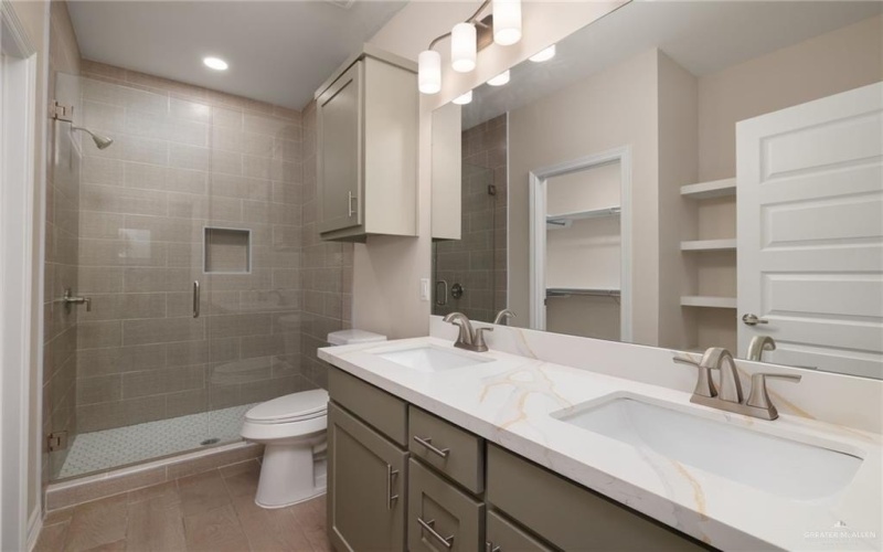 1709 Alisson Street, Alton, TX 78573, 3 Habitaciones Habitaciones , ,2 BañosBaños,Residential,En Venta,1709 Alisson Street,0,487217