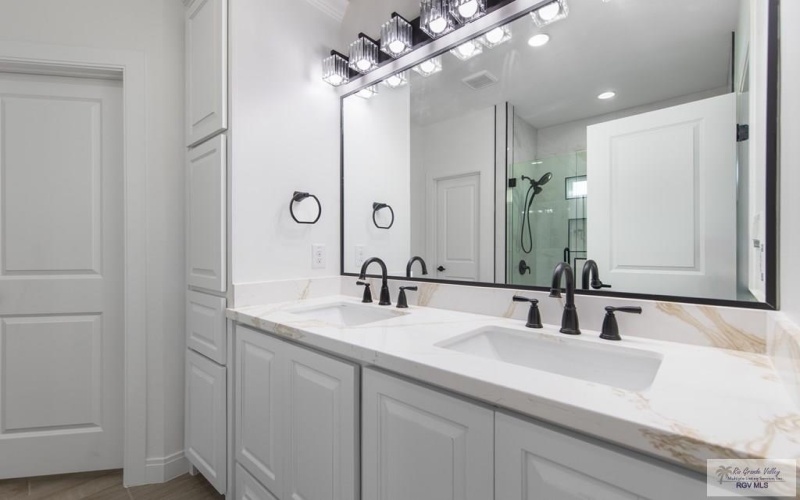 2614 BLUE JAY ST, WESLACO, TX 78596, 3 Habitaciones Habitaciones , ,2 BañosBaños,Residential,En Venta,2614 BLUE JAY ST,0,29770058