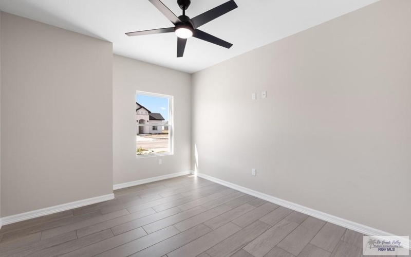 709 FOSTER LN, BROWNSVILLE, TX 78521, 4 Habitaciones Habitaciones , ,2 BañosBaños,Residential,En Venta,709 FOSTER LN,0,29770064