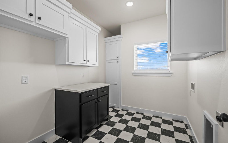 9917 F M 1294, Shallowater, TX 79363, 3 Habitaciones Habitaciones , ,2 BañosBaños,Residential,En Venta,9917 F M 1294,0,202563195