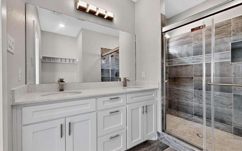 740 Section House Road, Alma, TX 75119, 3 Bedrooms Bedrooms, ,2 BathroomsBathrooms,Residential,For Sale,740 Section House Road,0,21051621