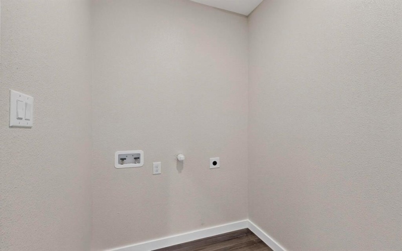 740 Section House Road, Alma, TX 75119, 3 Bedrooms Bedrooms, ,2 BathroomsBathrooms,Residential,For Sale,740 Section House Road,0,21051621