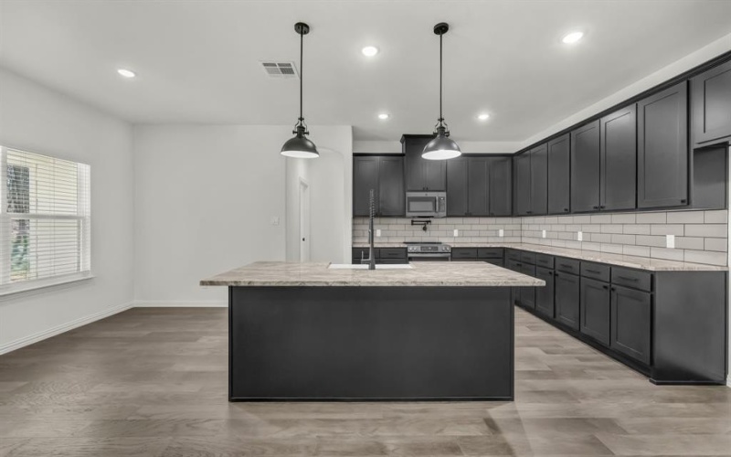 139 Sedona Creek Court, Poolville, TX 76487, 3 Habitaciones Habitaciones , ,2 BañosBaños,Residential,En Venta,139 Sedona Creek Court,0,21108535