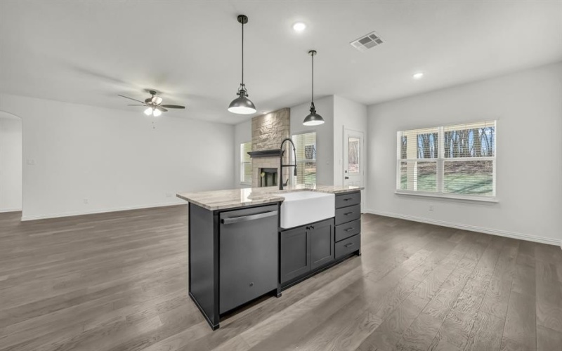 139 Sedona Creek Court, Poolville, TX 76487, 3 Habitaciones Habitaciones , ,2 BañosBaños,Residential,En Venta,139 Sedona Creek Court,0,21108535