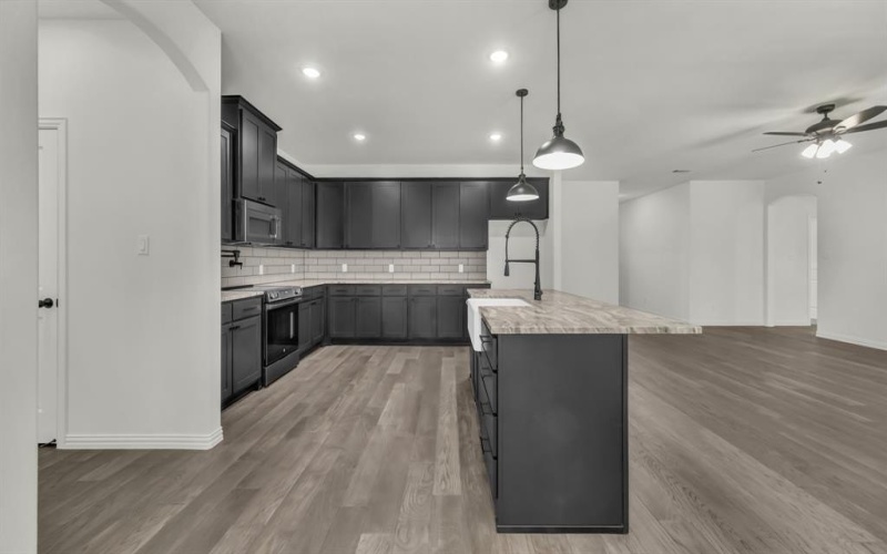 139 Sedona Creek Court, Poolville, TX 76487, 3 Habitaciones Habitaciones , ,2 BañosBaños,Residential,En Venta,139 Sedona Creek Court,0,21108535